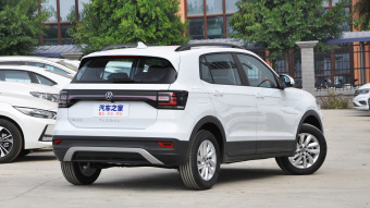 VW Tacqua Value Connect 1.5L AT